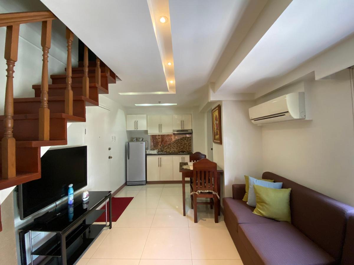 Comfy And Cozy 2Br Condo In Bgc With Wifi And Netflix Manila Exterior photo