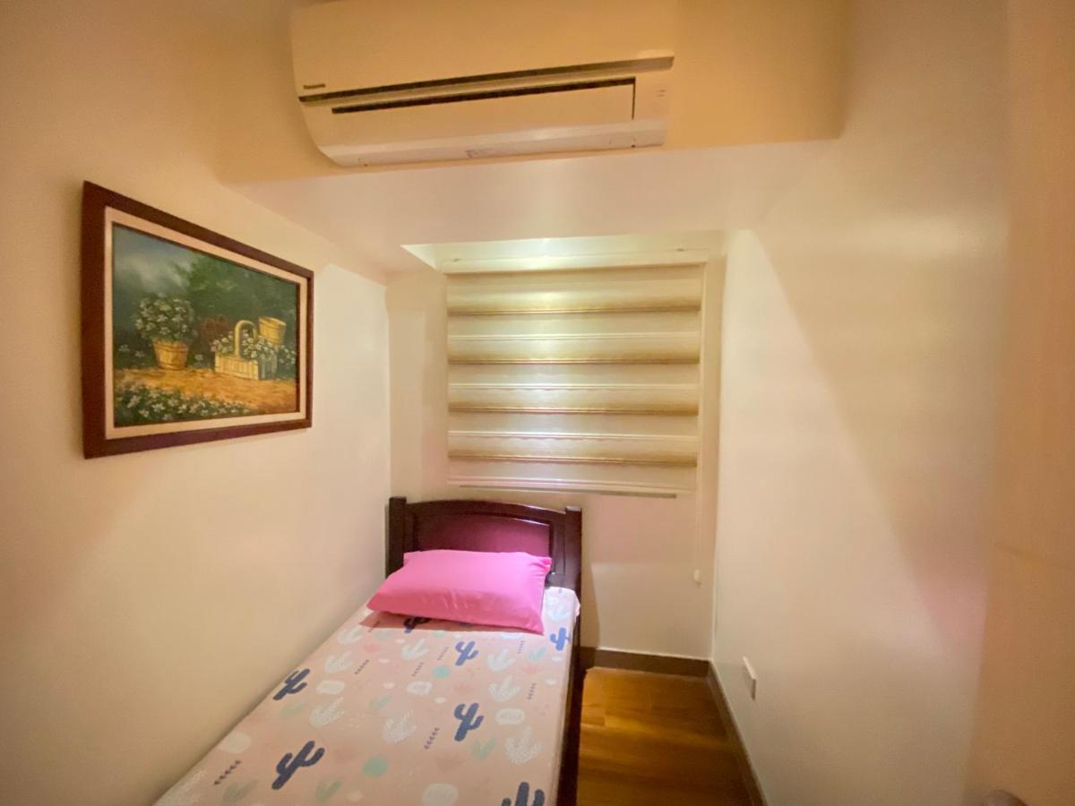 Comfy And Cozy 2Br Condo In Bgc With Wifi And Netflix Manila Exterior photo