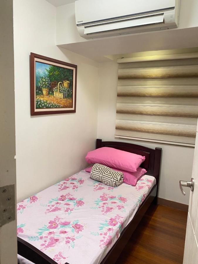 Comfy And Cozy 2Br Condo In Bgc With Wifi And Netflix Manila Exterior photo