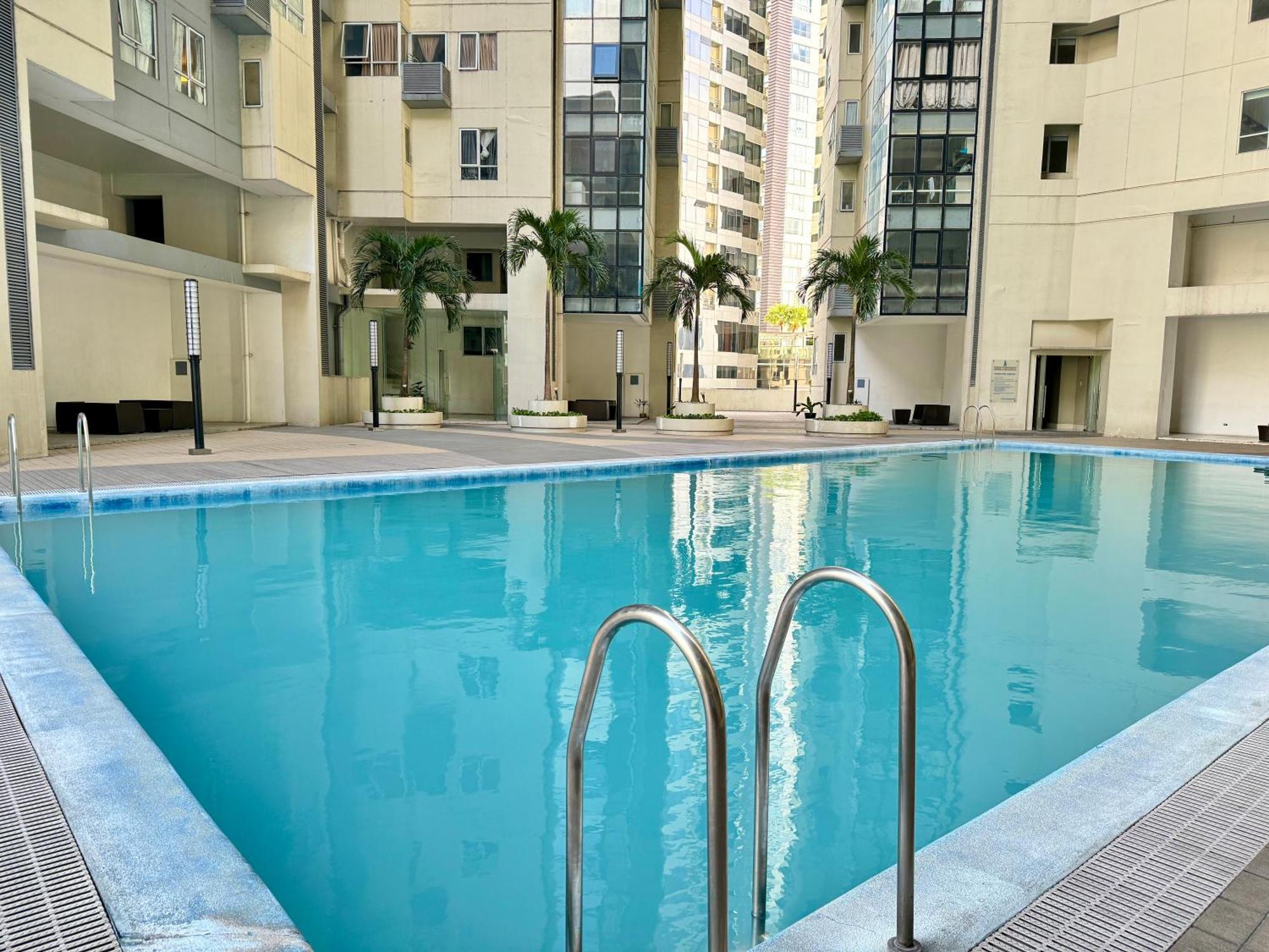 Comfy And Cozy 2Br Condo In Bgc With Wifi And Netflix Manila Exterior photo