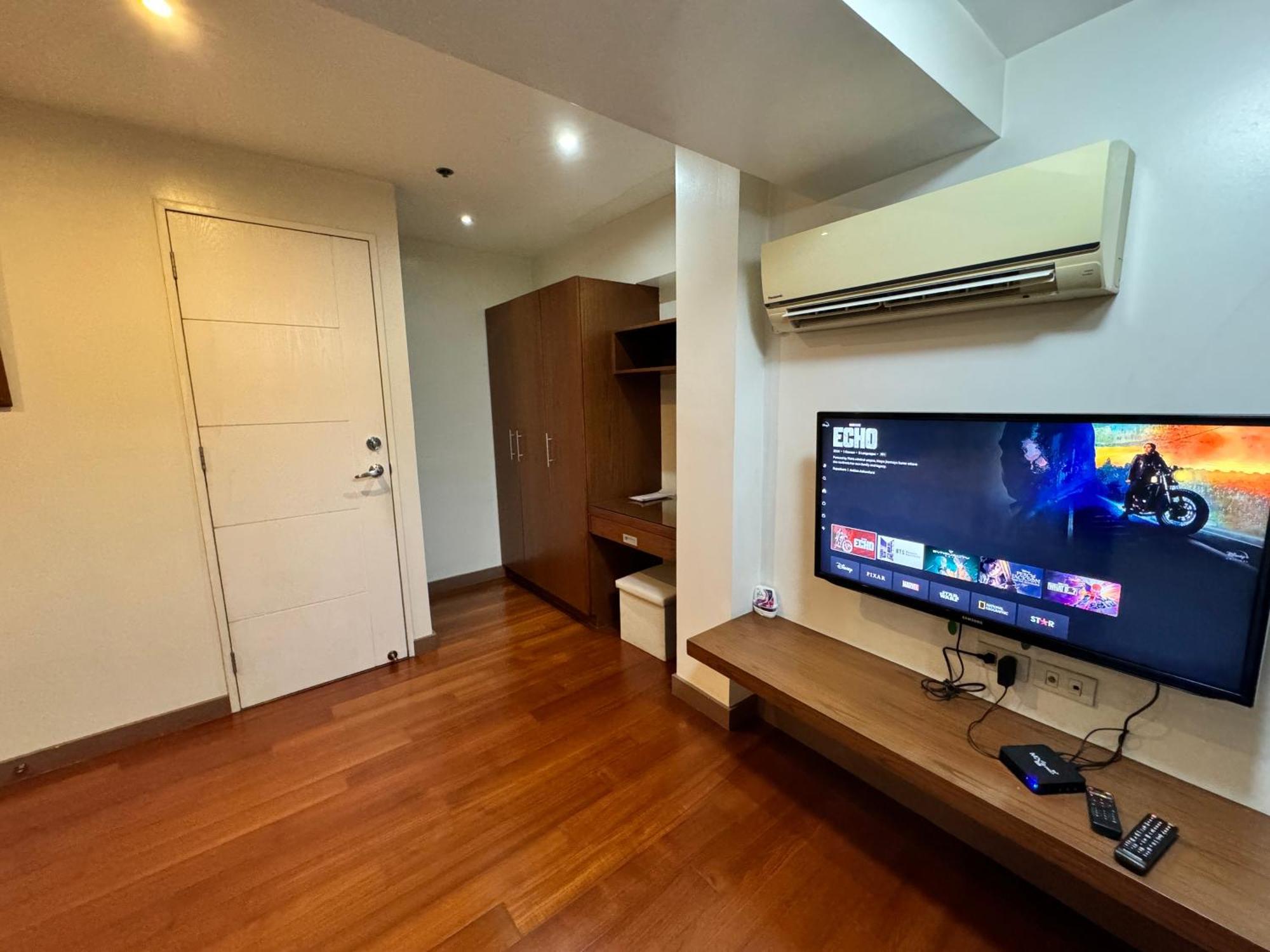 Comfy And Cozy 2Br Condo In Bgc With Wifi And Netflix Manila Exterior photo